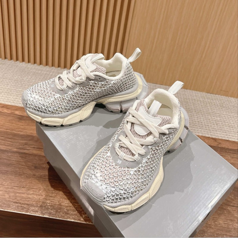 Balenciaga Unisex Clunky Sneakers