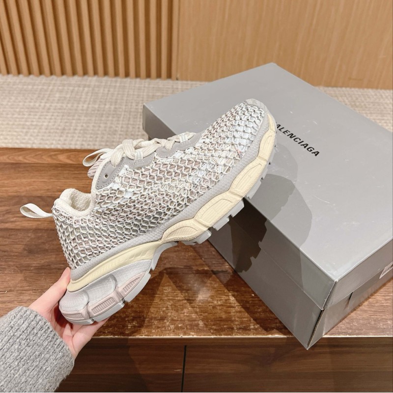 Balenciaga Unisex Clunky Sneakers