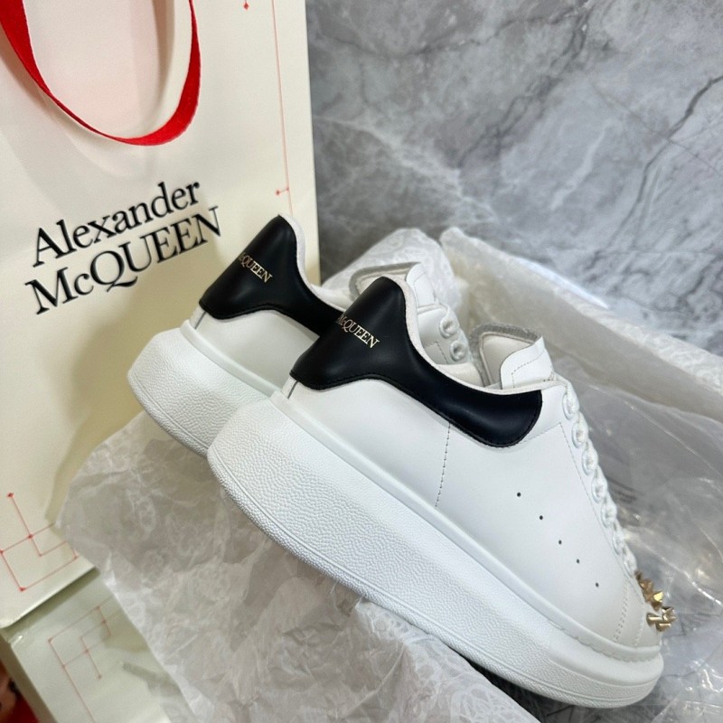 McQueen Unisex Shoes