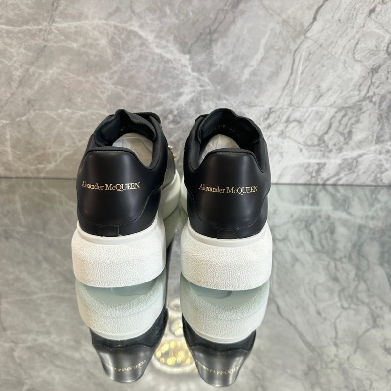 McQueen Unisex Shoes