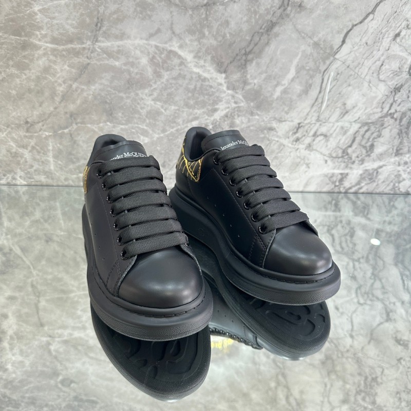 McQueen Unisex Shoes