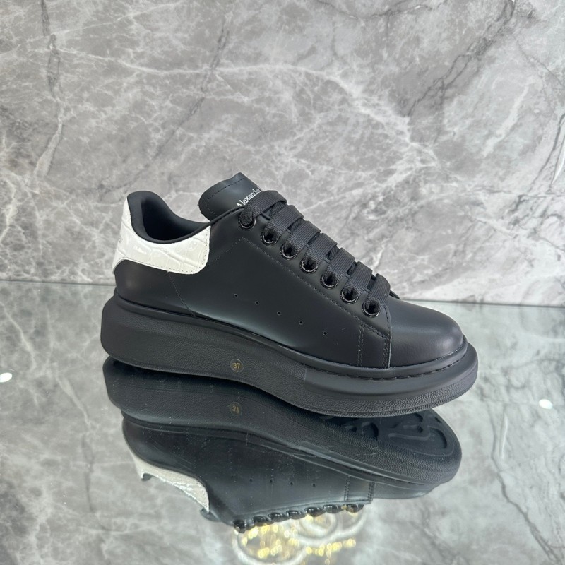 McQueen Unisex Shoes