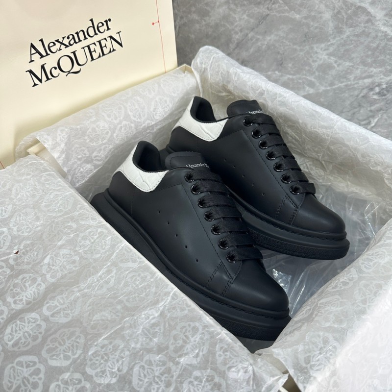 McQueen Unisex Shoes