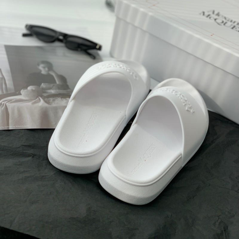 McQueen Unisex Shoes