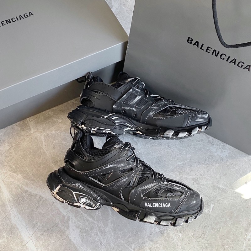 Balenciaga Unisex Women