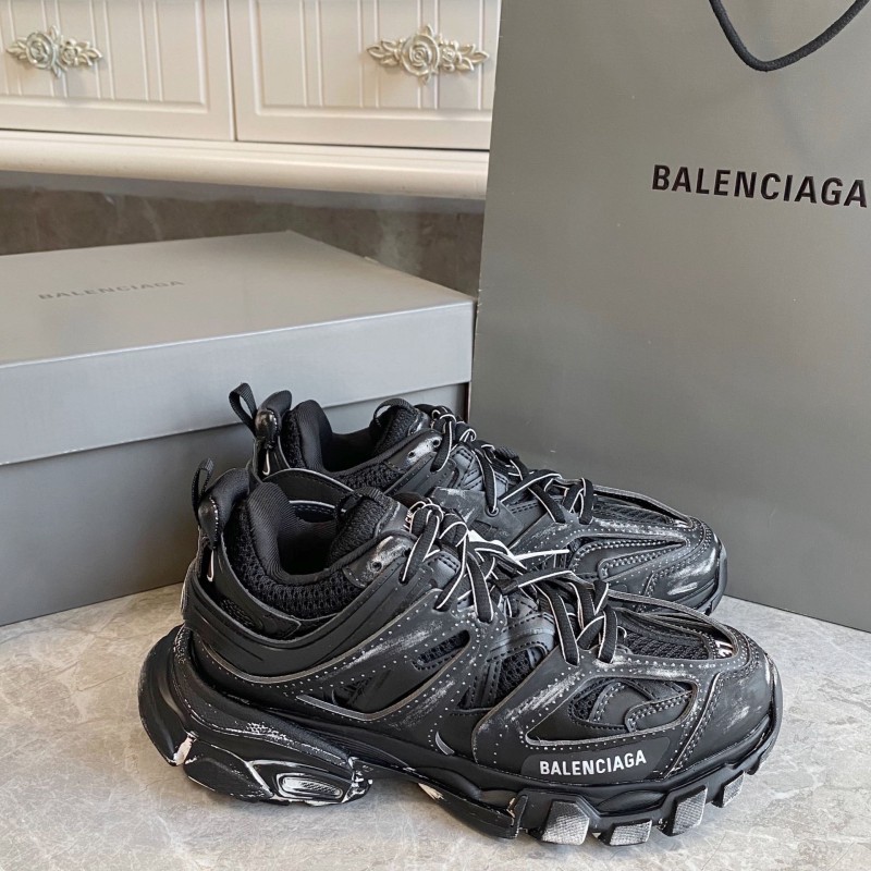 Balenciaga Unisex Women