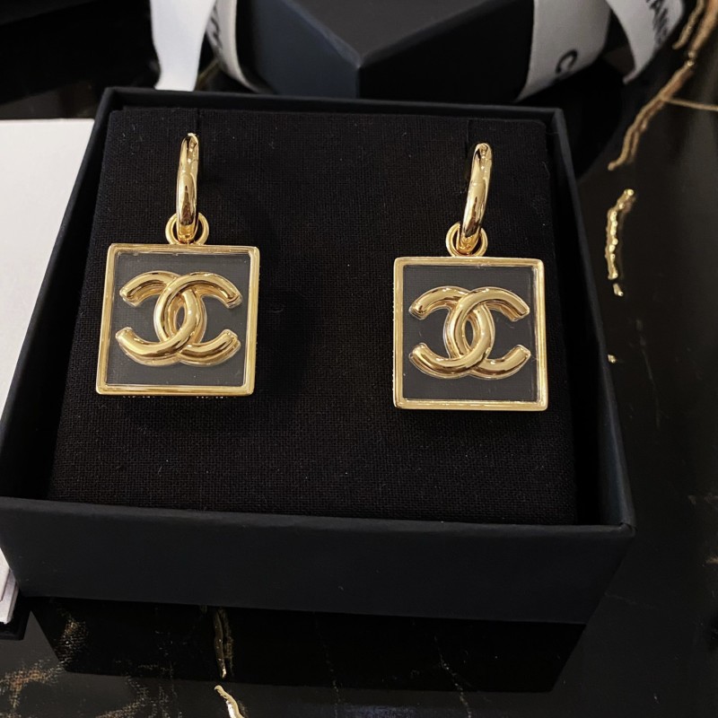 Chanel Earring