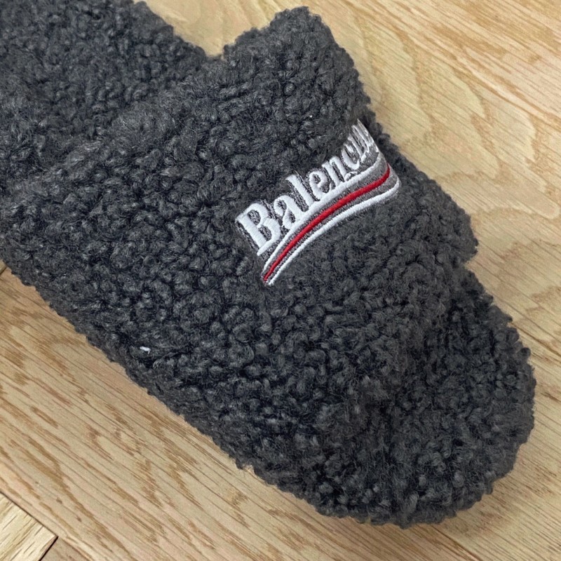 Balenciaga Slipper 