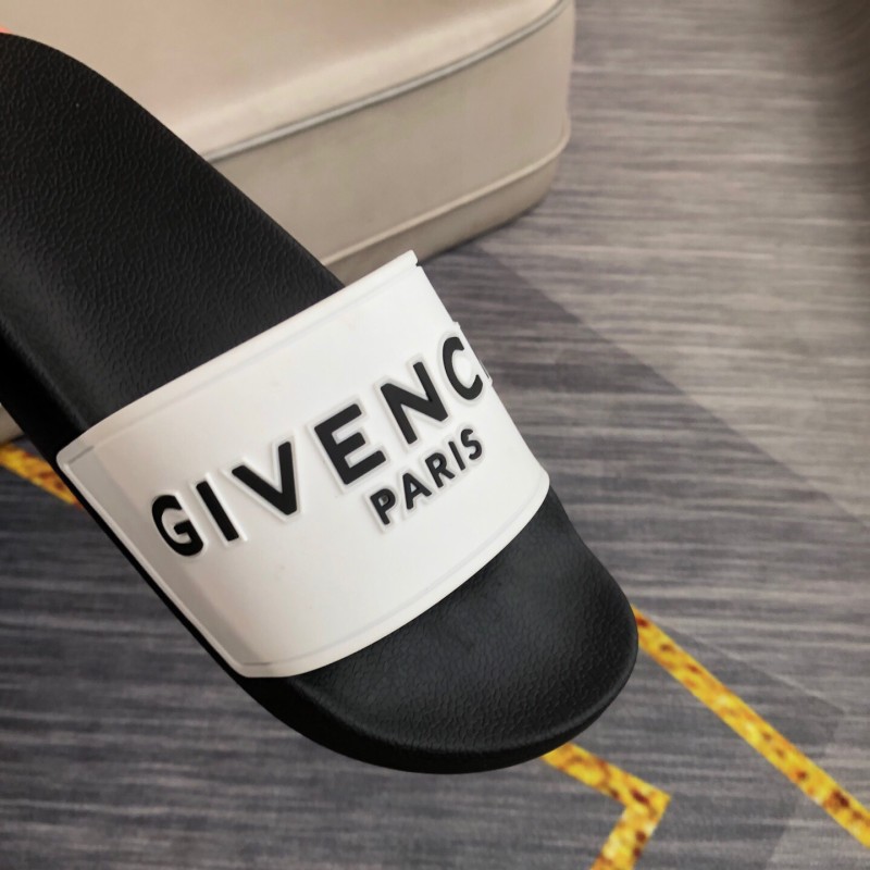 Givenchy Slipper