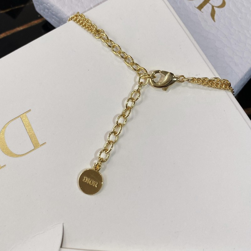 Dior Necklace / Bracelet