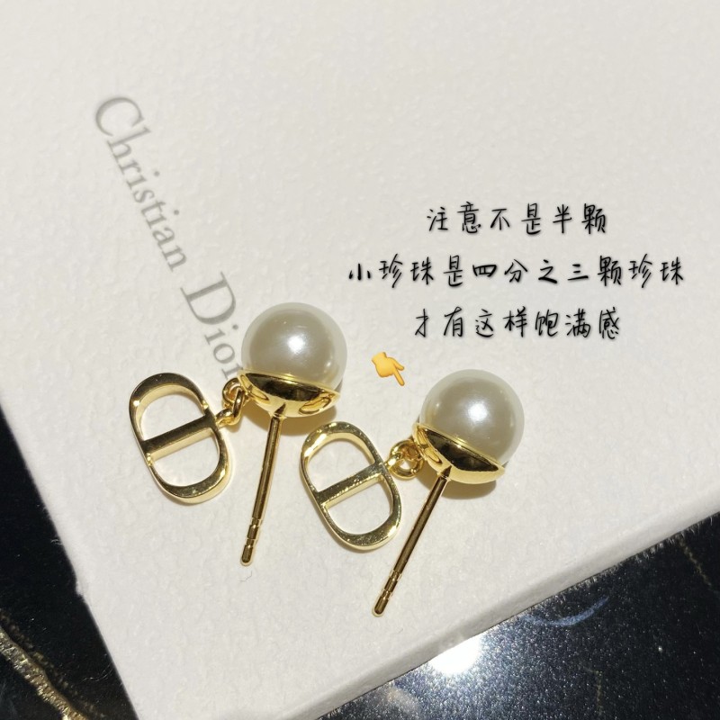 Dior Earrings 