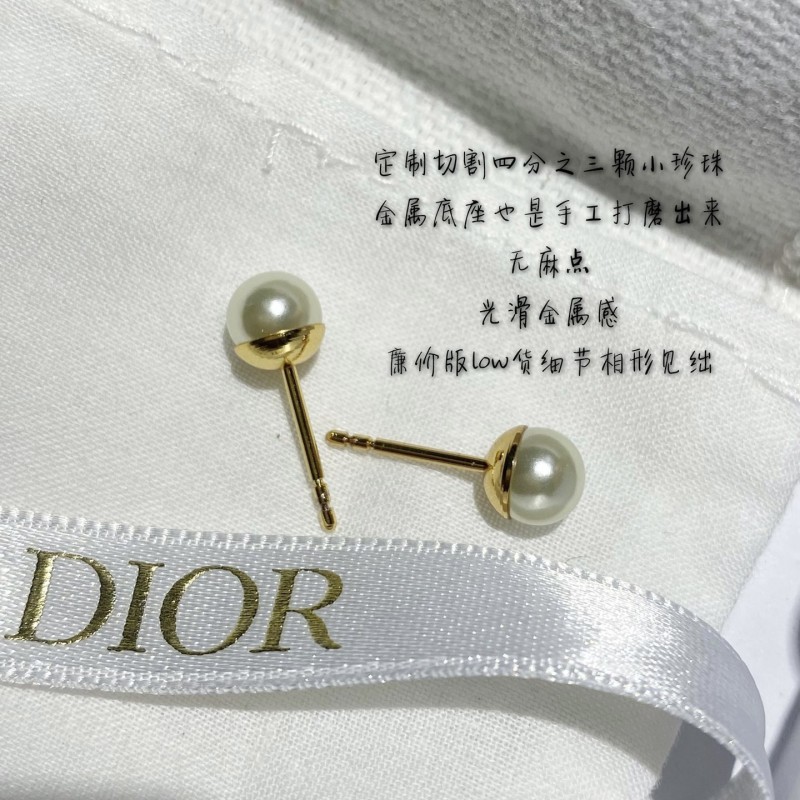 Dior Earrings 