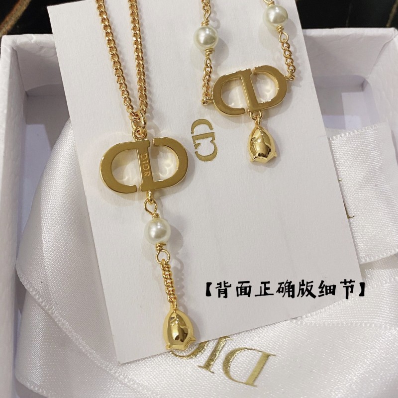 Dior Necklace / Bracelet 