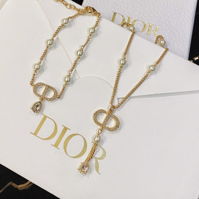 Dior Necklace / Bracelet 