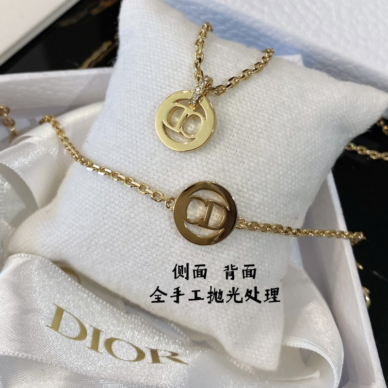 Dior Necklace / Bracelet 