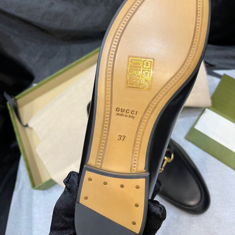 Gucci Shoes 