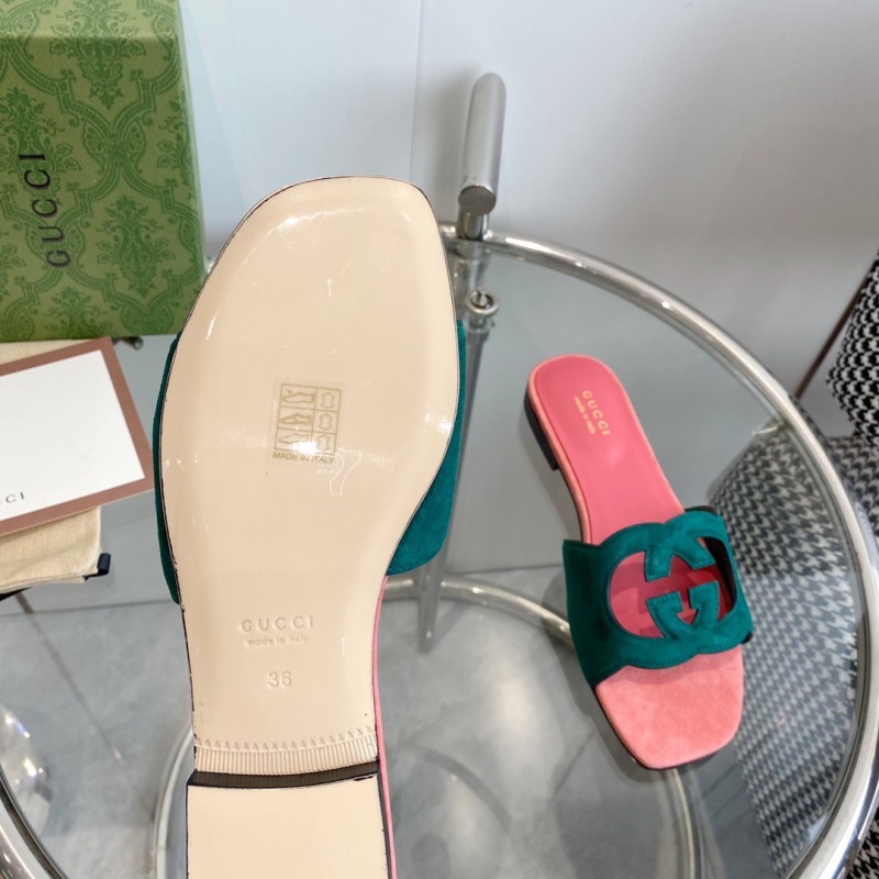 Gucci Flat Shoes