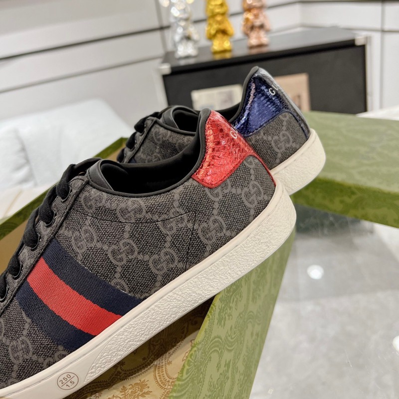 Gucci Unisex Sneaker