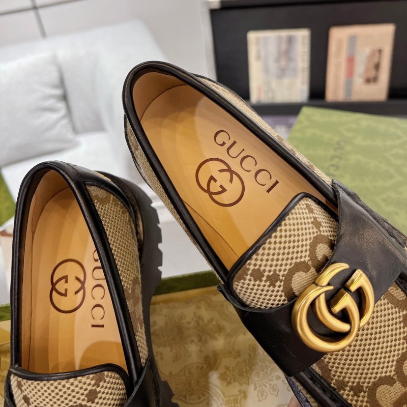 Gucci Shoes 