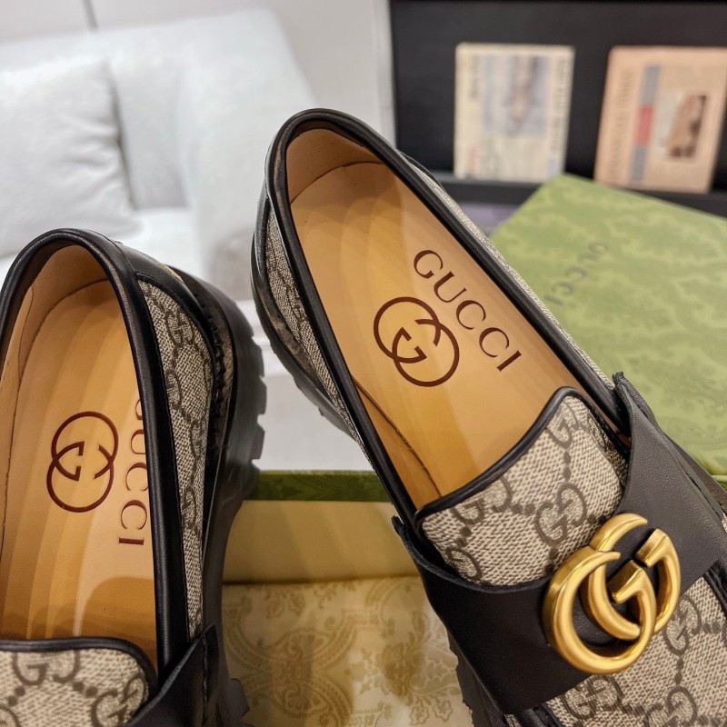 Gucci Shoes 