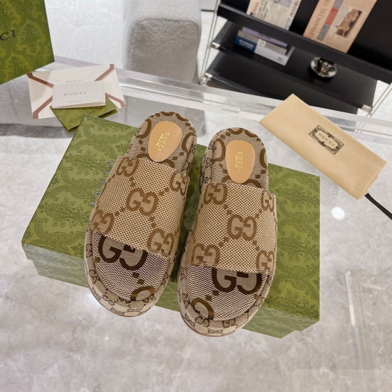 Gucci Sandals 