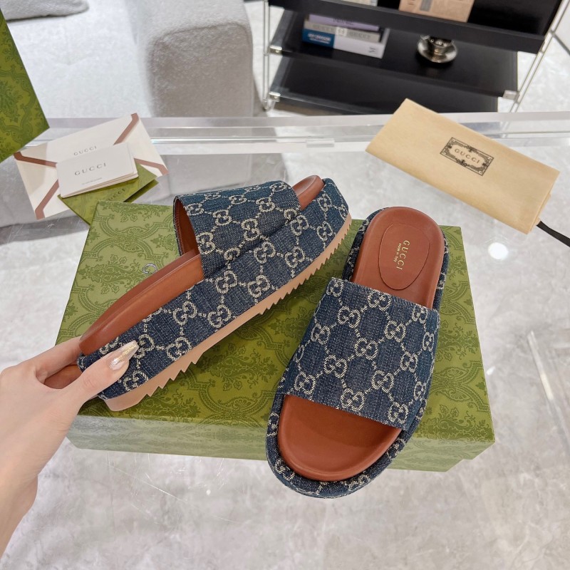 Gucci Sandals 