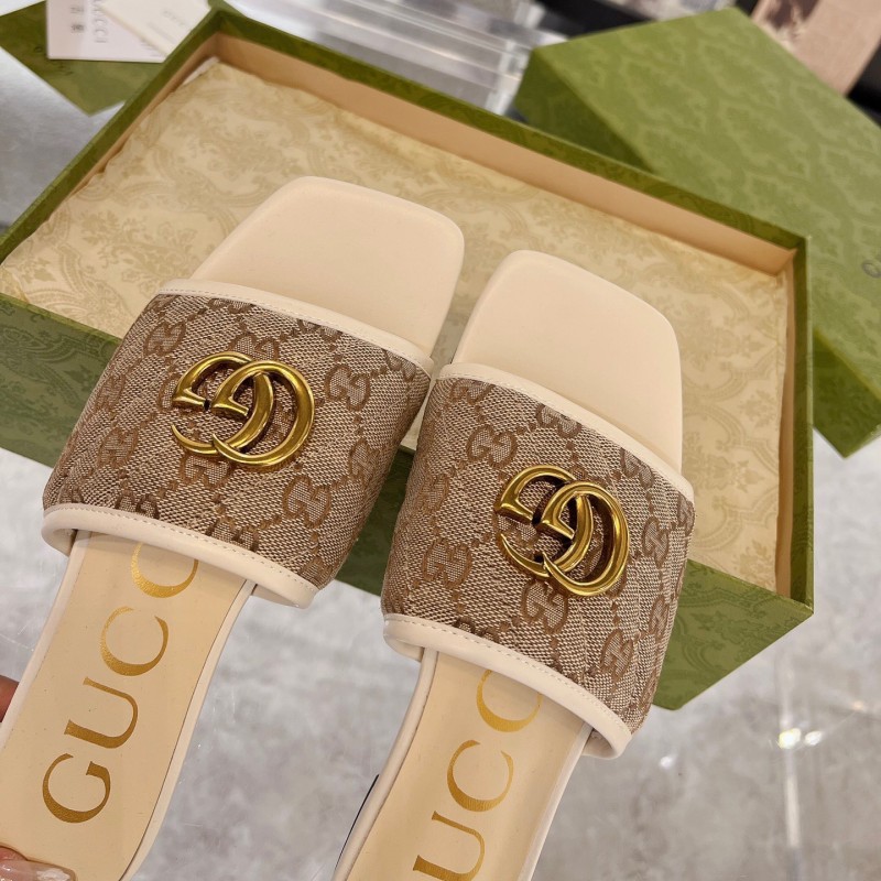 Gucci Sandals 