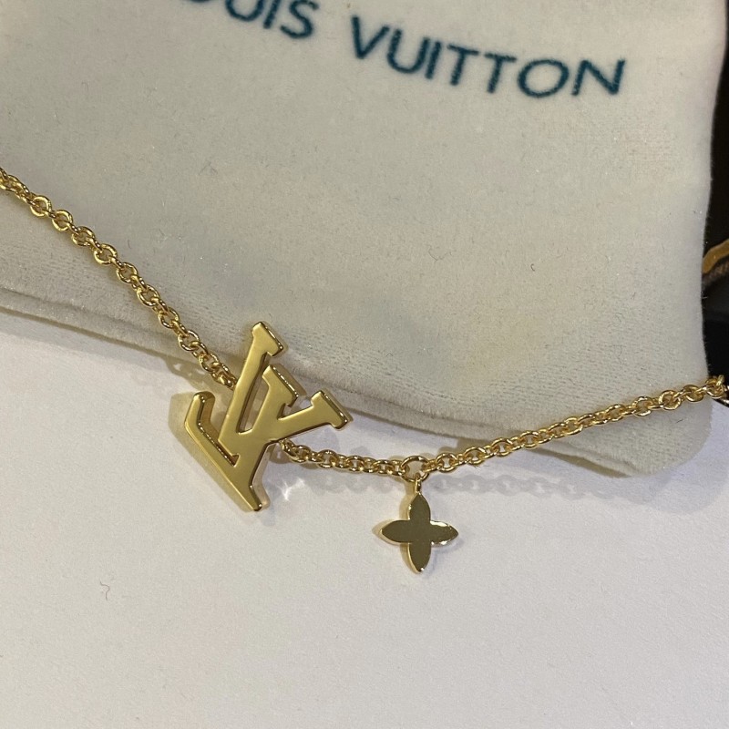 LV Earring,Necklace,Bracelet