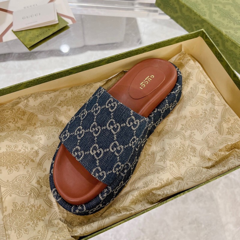 Gucci Sandals 