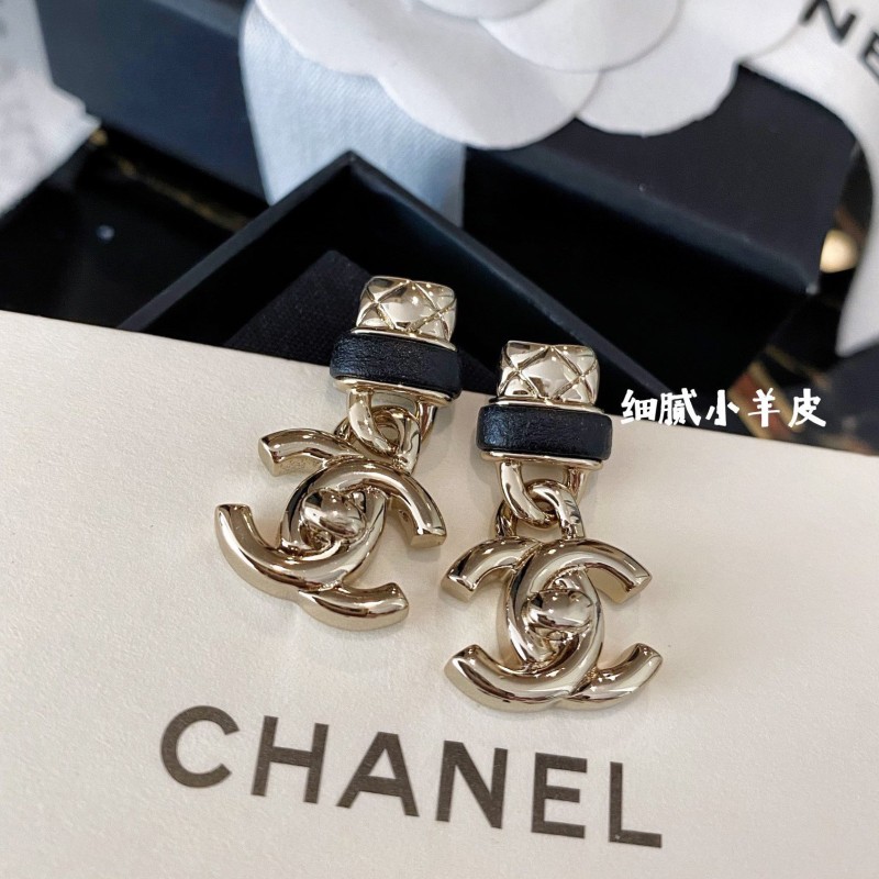 Chanel Earring