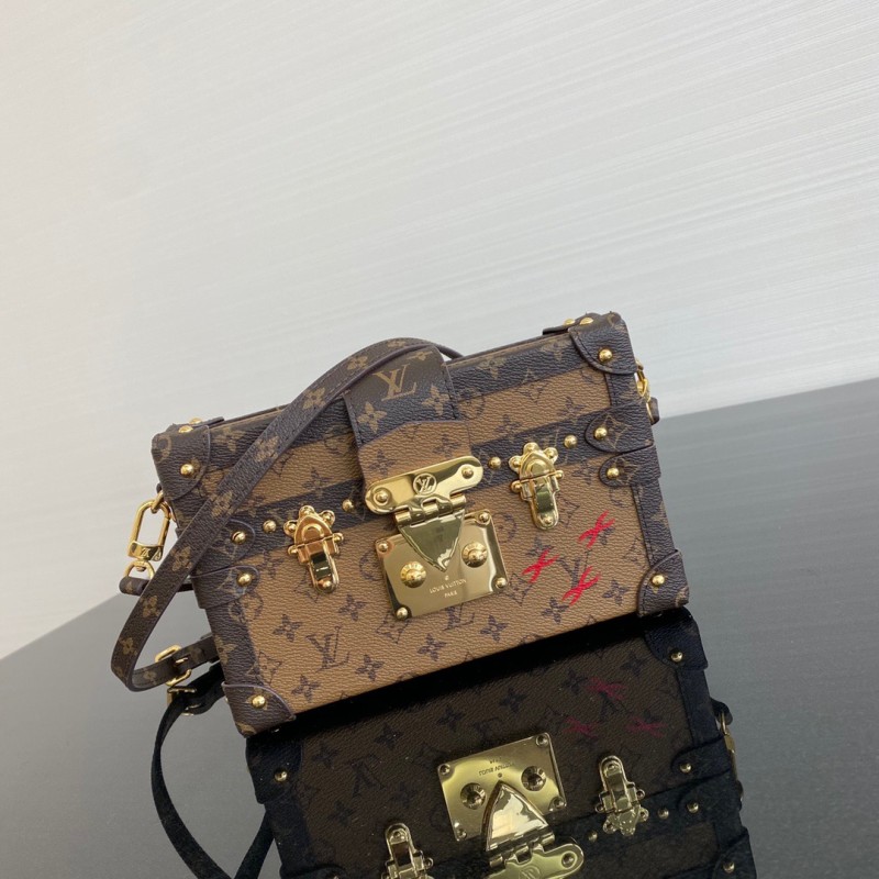 LV Petite Malle