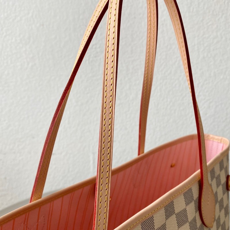 LV Neverfull