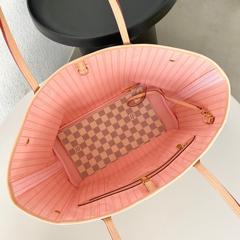 LV Neverfull