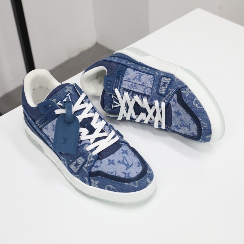 LV Unisex Trainer