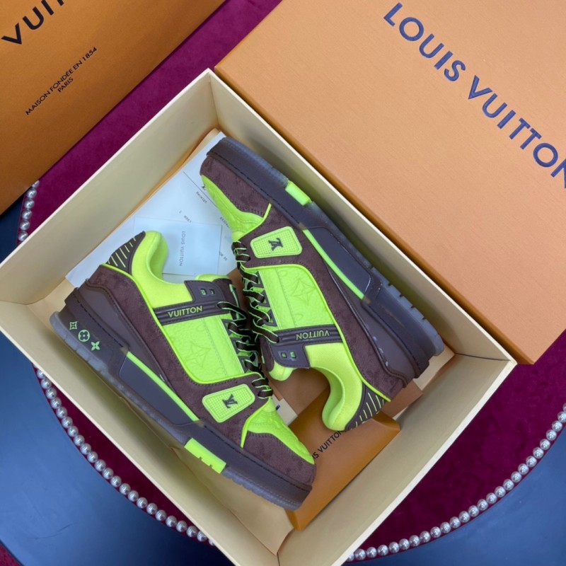 LV Unisex Trainer