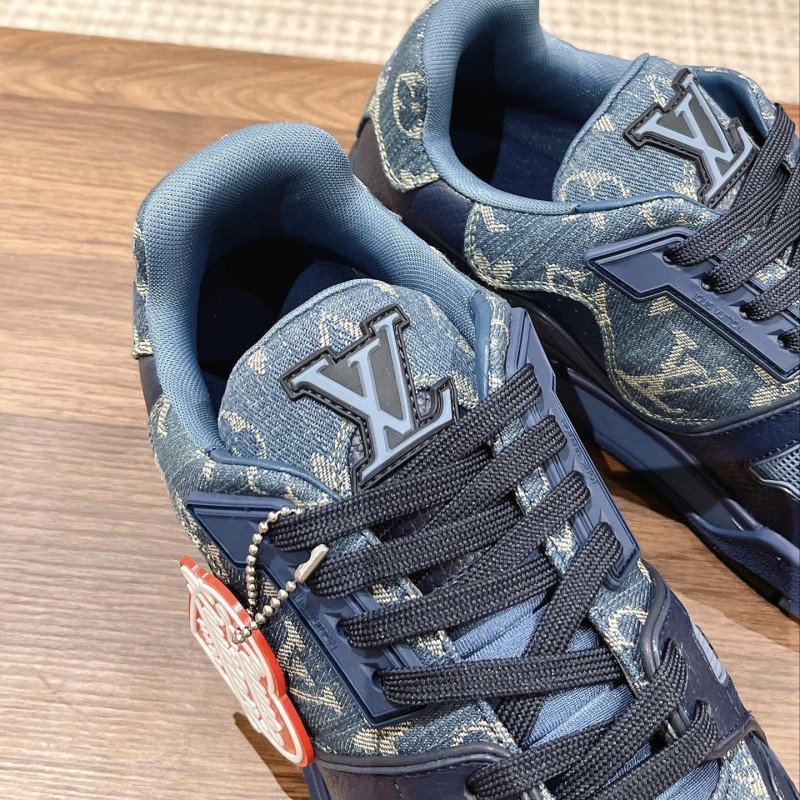 LV Unisex Trainer