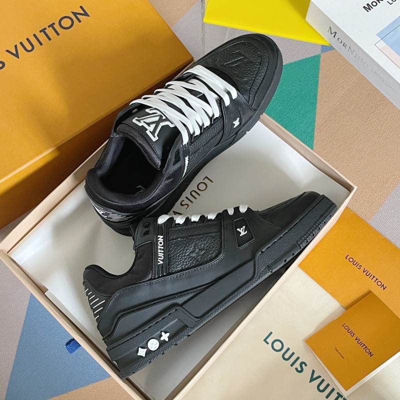 LV Unisex Trainer