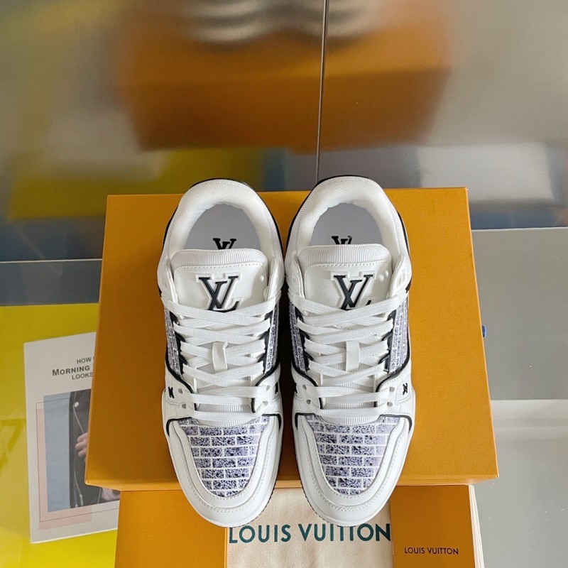 LV Unisex Trainer