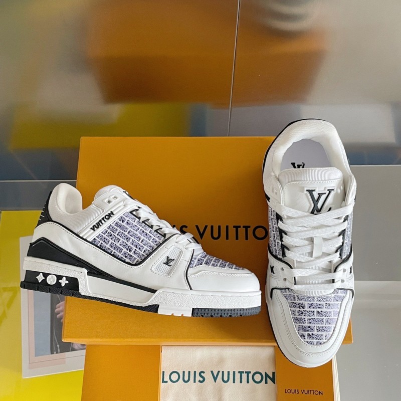 LV Unisex Trainer