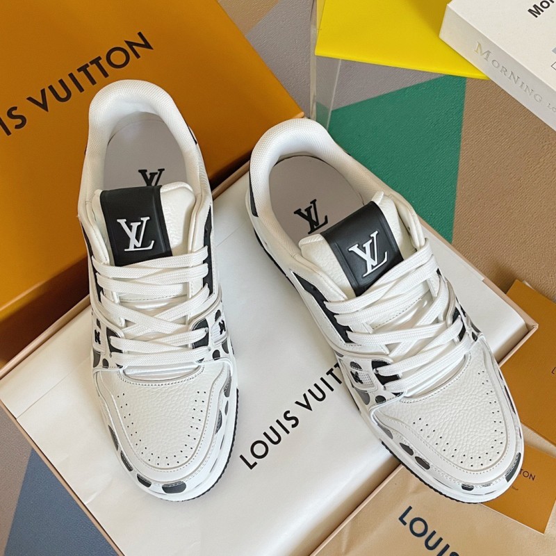 LV Unisex Trainer