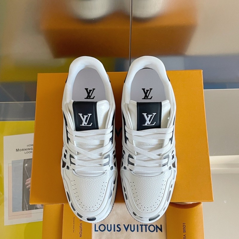 LV Unisex Trainer