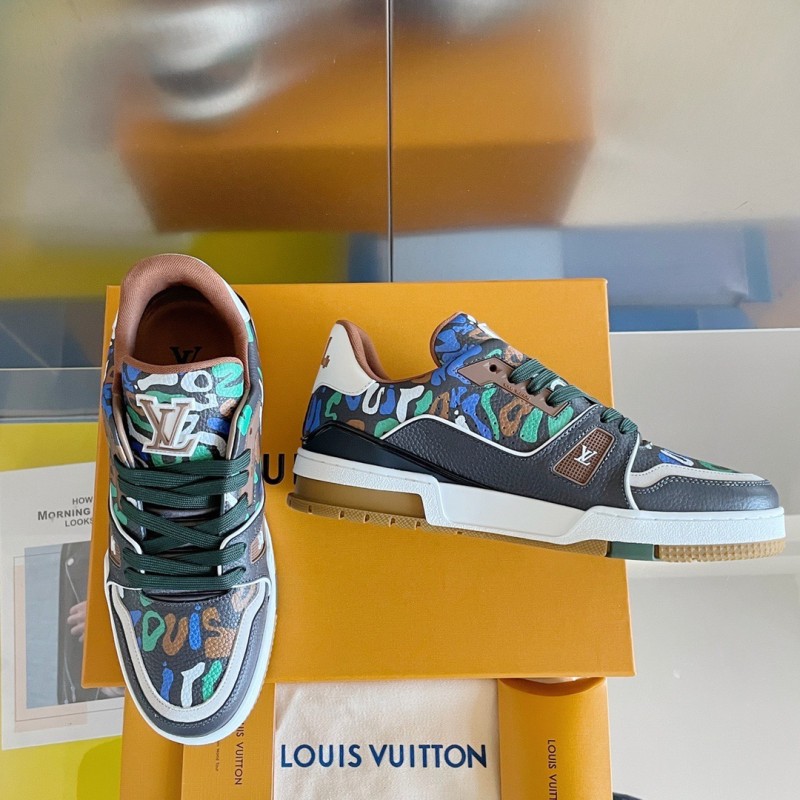 LV Unisex Trainer