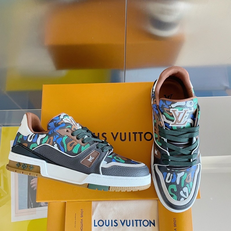 LV Unisex Trainer