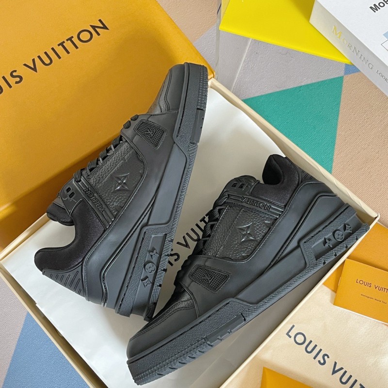 LV Unisex Trainer