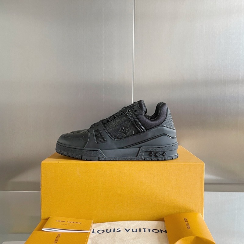 LV Unisex Trainer