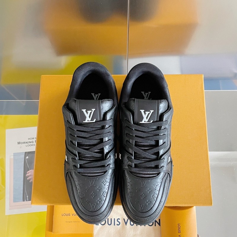 LV Unisex Trainer