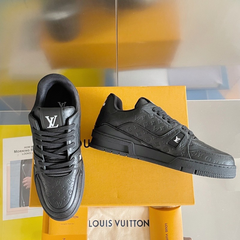 LV Unisex Trainer