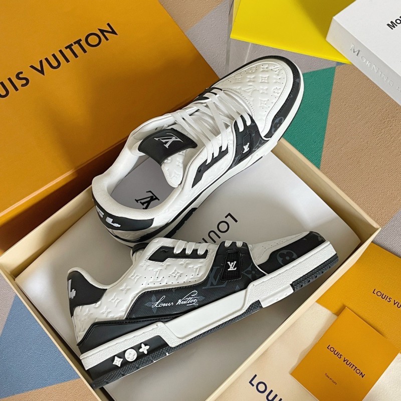 LV Unisex Trainer