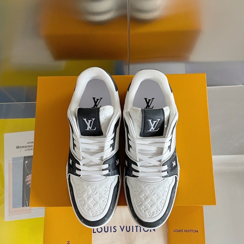 LV Unisex Trainer