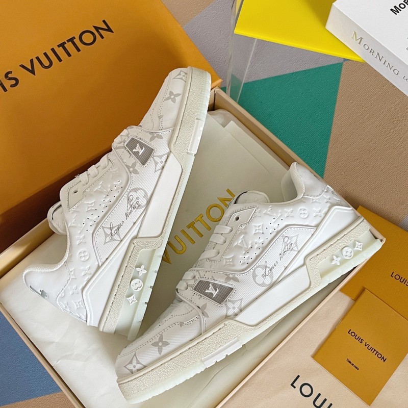 LV Unisex Trainer